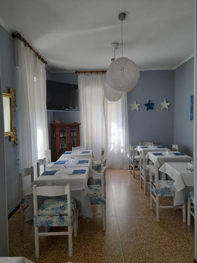 Hotel La Madunina Varazze Exteriör bild